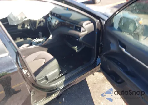 2020 Toyota Camry Le z USA, uszkodzony, nr VIN 4T1C31AK7LU527276